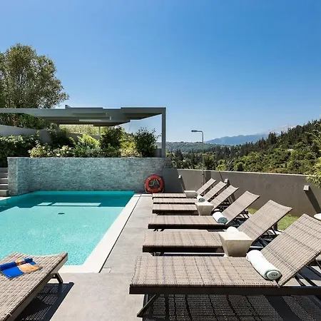 G&e Harbour 12 Apartamento Lachi
