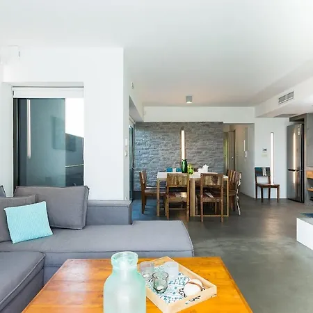 G&e Harbour 12 Apartment *