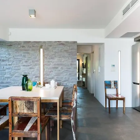 Apartamento G&e Harbour 12 *